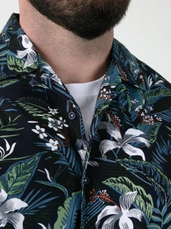 Navy Hawaii short sleeve shirt